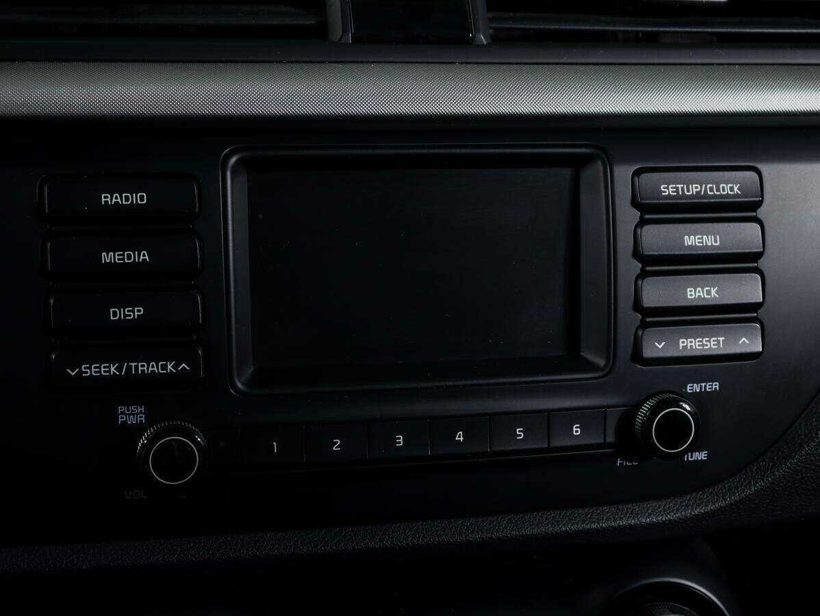 Kia Rio с пробегом — 2018 год. Фото: #19