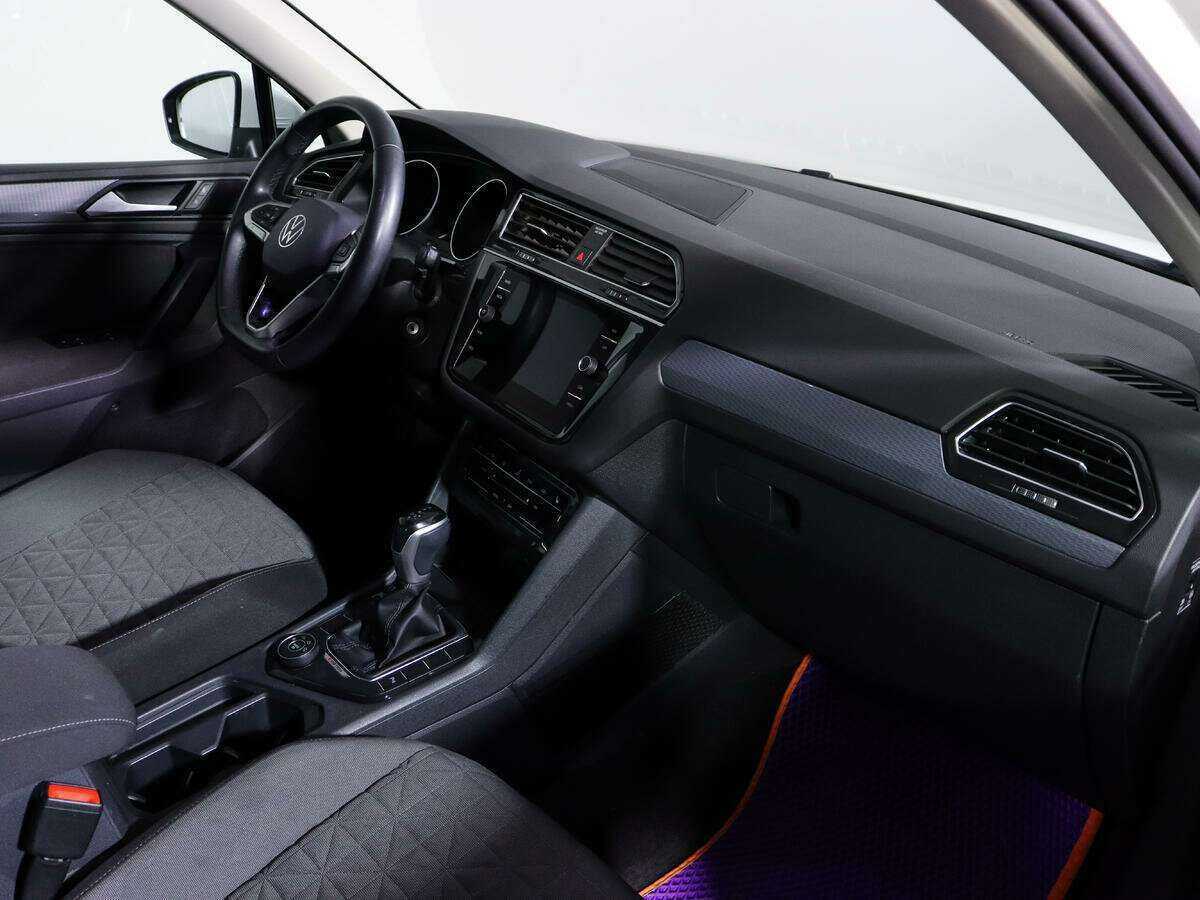 Volkswagen Tiguan с пробегом — 2020 год. Фото: #8