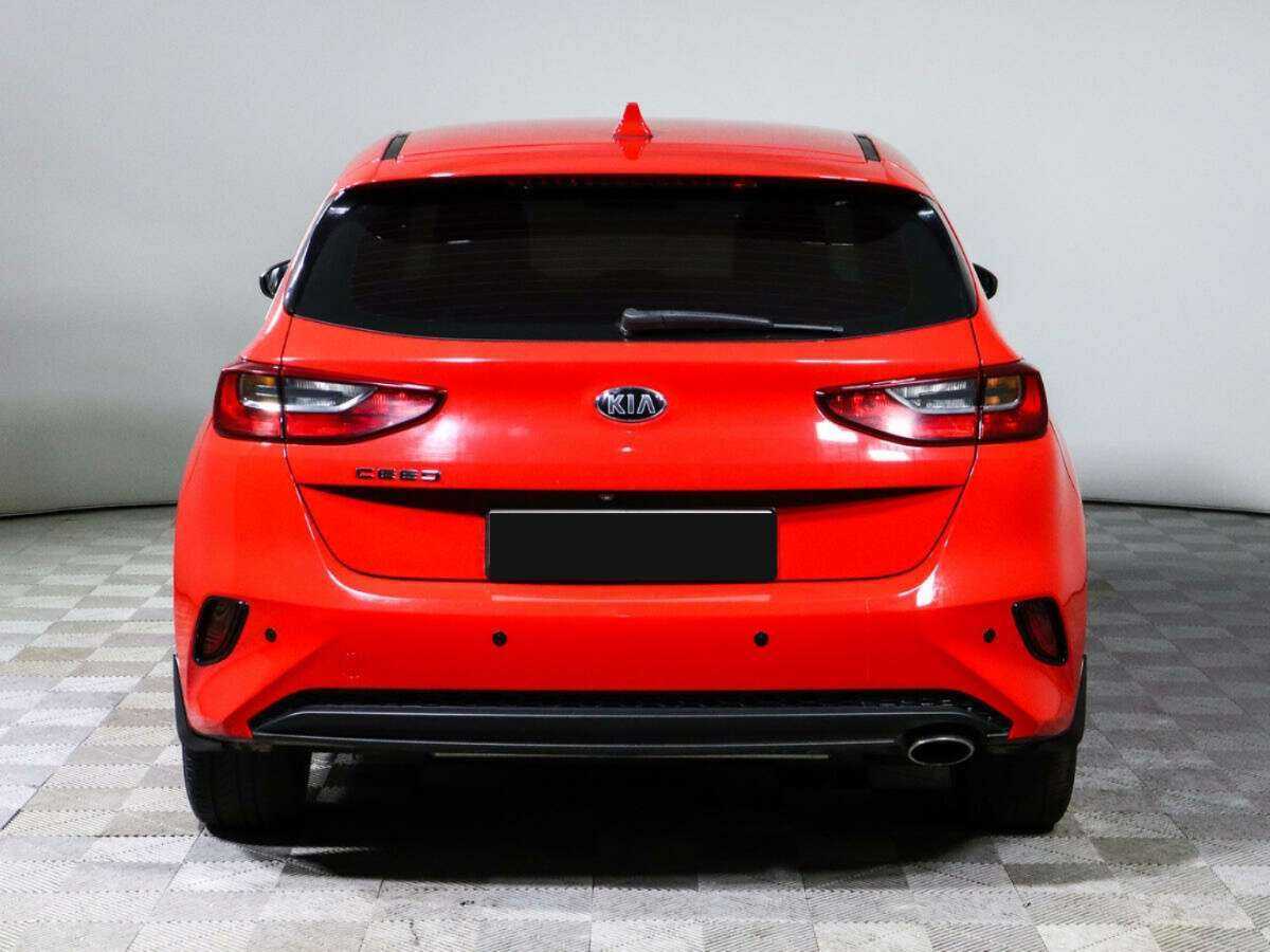 Kia Ceed с пробегом — 2018 год. Фото: #4