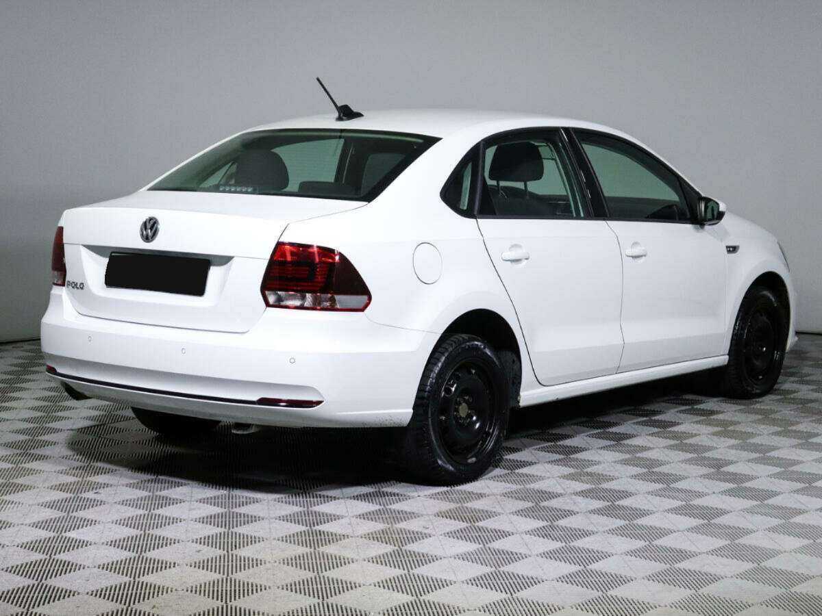 Volkswagen Polo с пробегом — 2019 год. Фото: #4