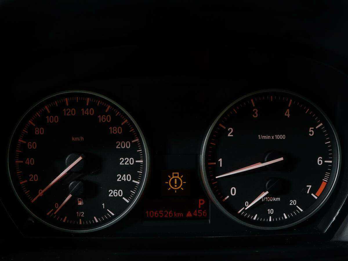 BMW X1 с пробегом — 2014 год. Фото: #8