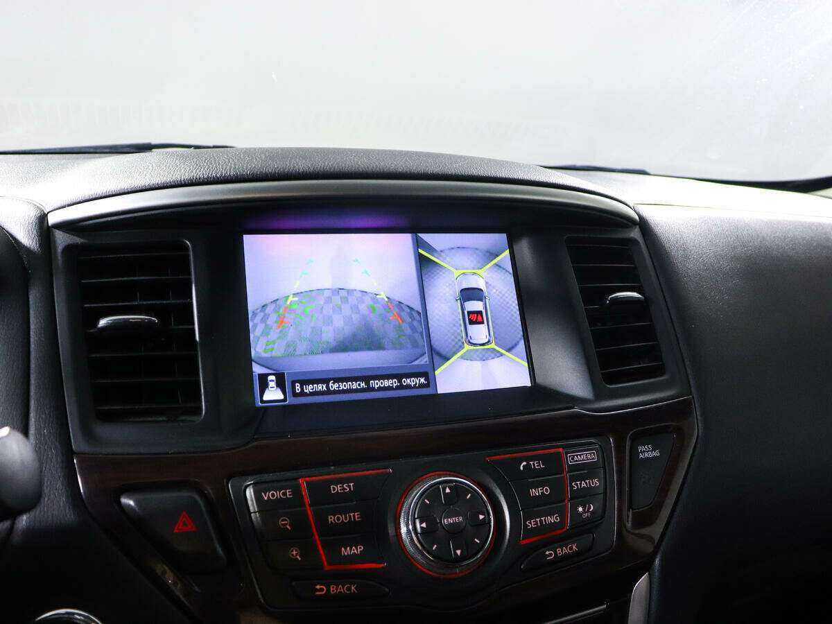Nissan Pathfinder с пробегом — 2015 год. Фото: #12