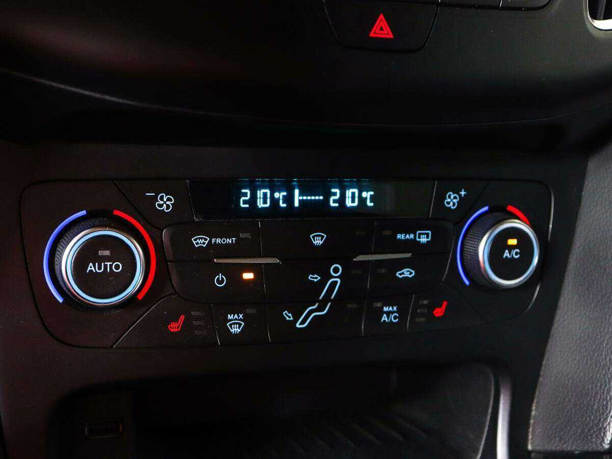 Ford Focus с пробегом — 2016 год. Фото: #16