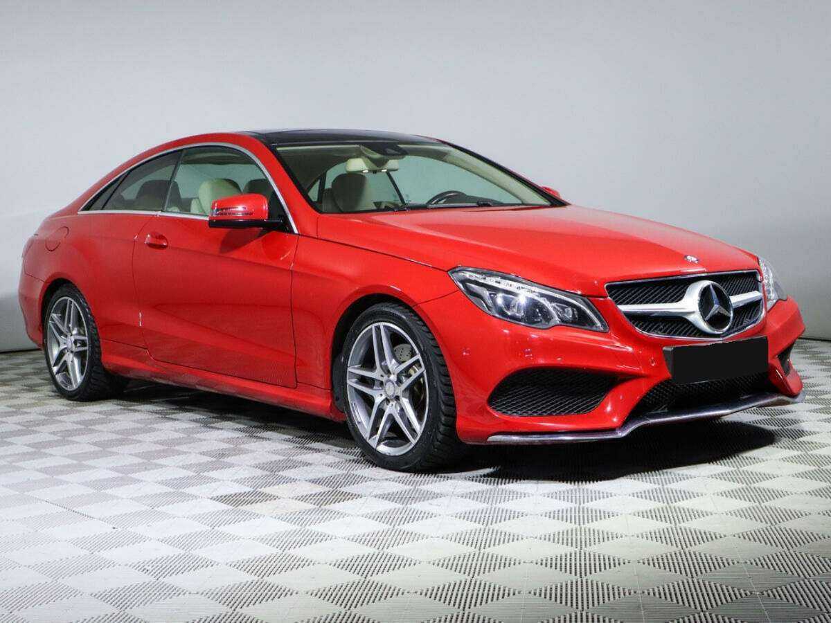 Mercedes-Benz E-Класс с пробегом — 2016 год. Фото: #2