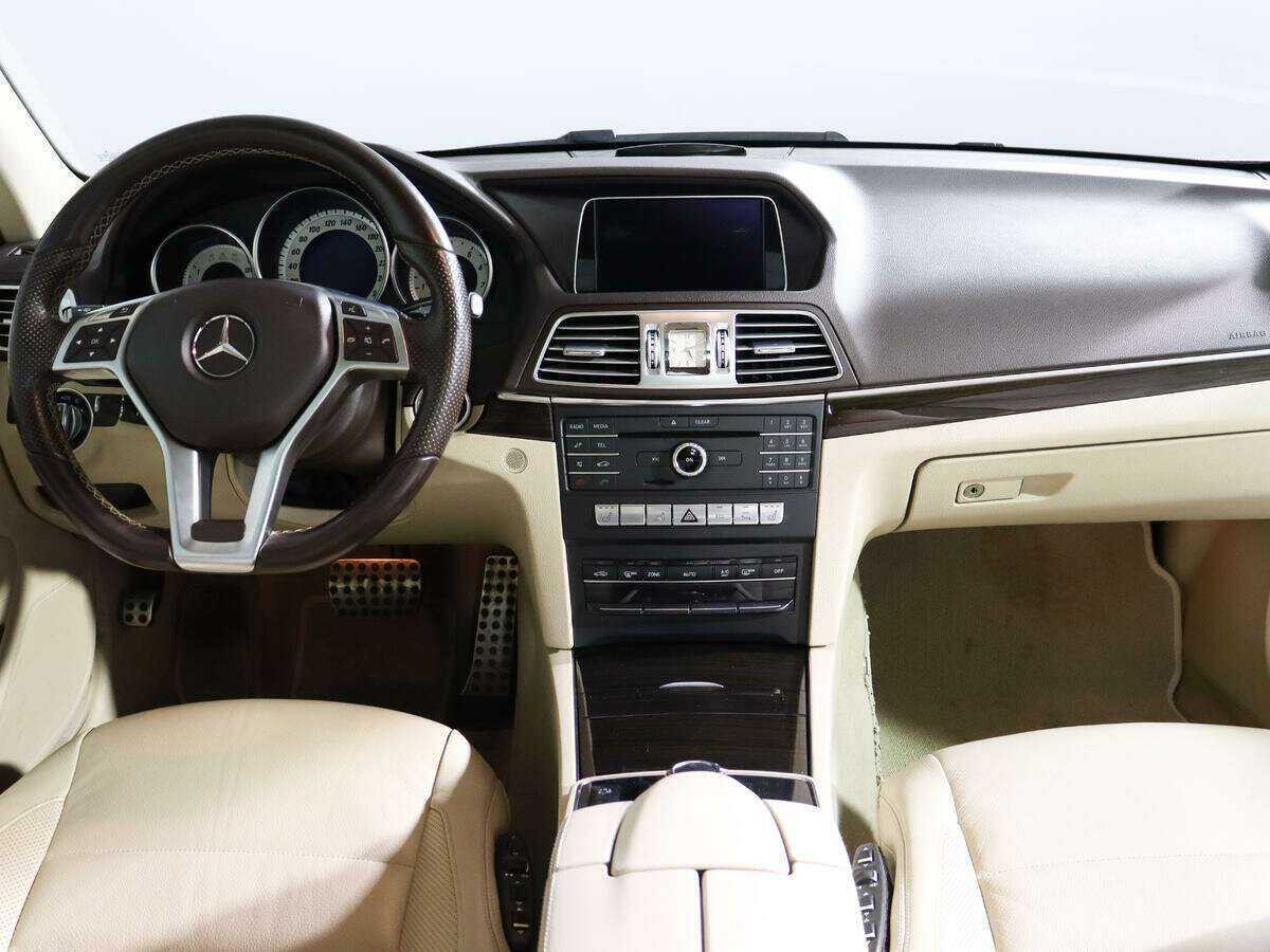 Mercedes-Benz E-Класс с пробегом — 2016 год. Фото: #11