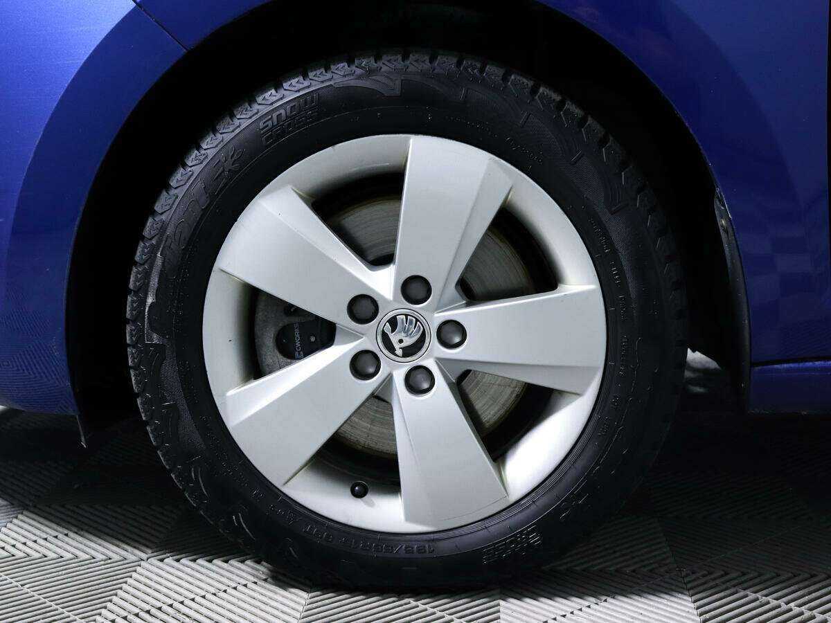 Skoda Rapid с пробегом — 2017 год. Фото: #12