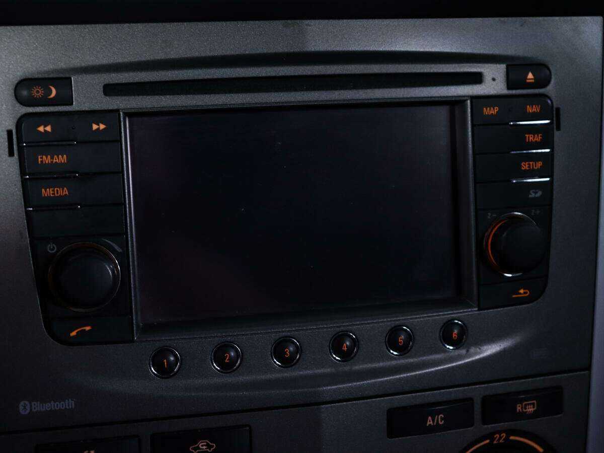 Opel Antara с пробегом — 2014 год. Фото: #13