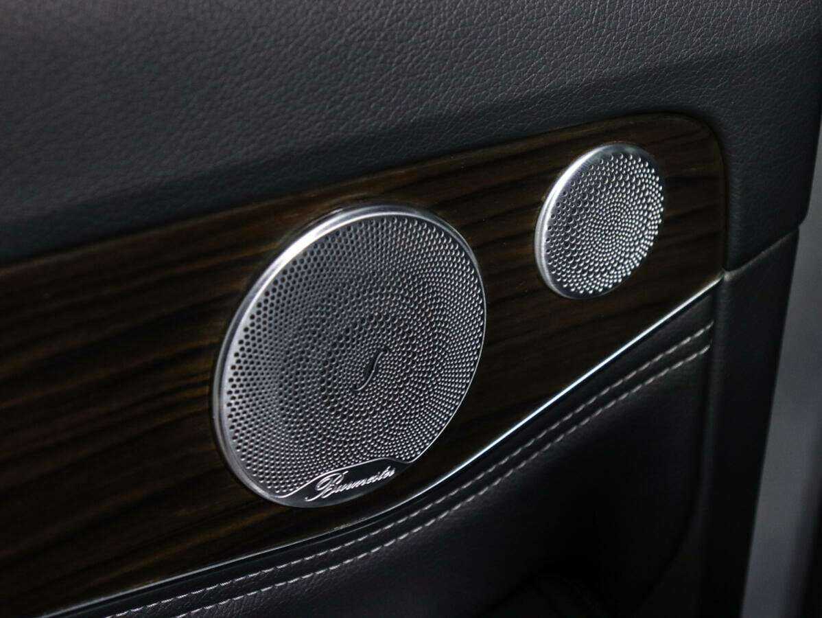 Mercedes-Benz C-Класс с пробегом — 2015 год. Фото: #16