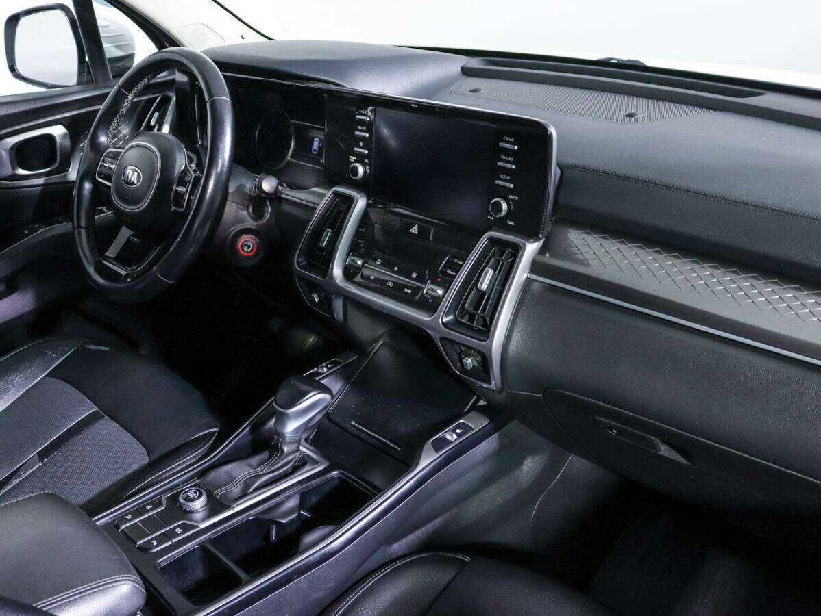 Kia Sorento с пробегом — 2020 год. Фото: #6