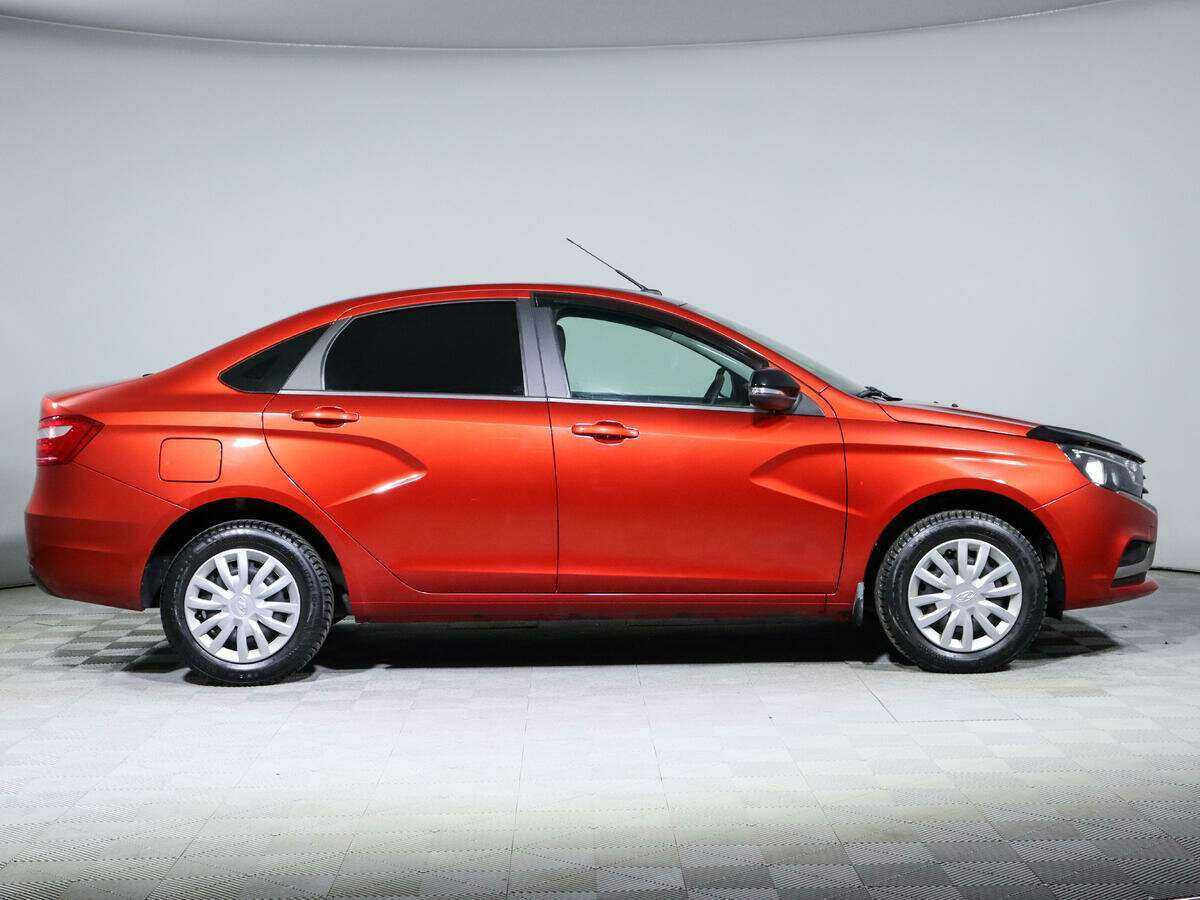 Lada (ВАЗ) Vesta с пробегом — 2021 год. Фото: #3