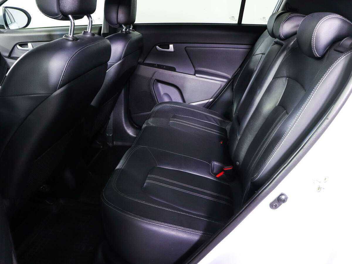 Kia Sportage с пробегом — 2012 год. Фото: #5