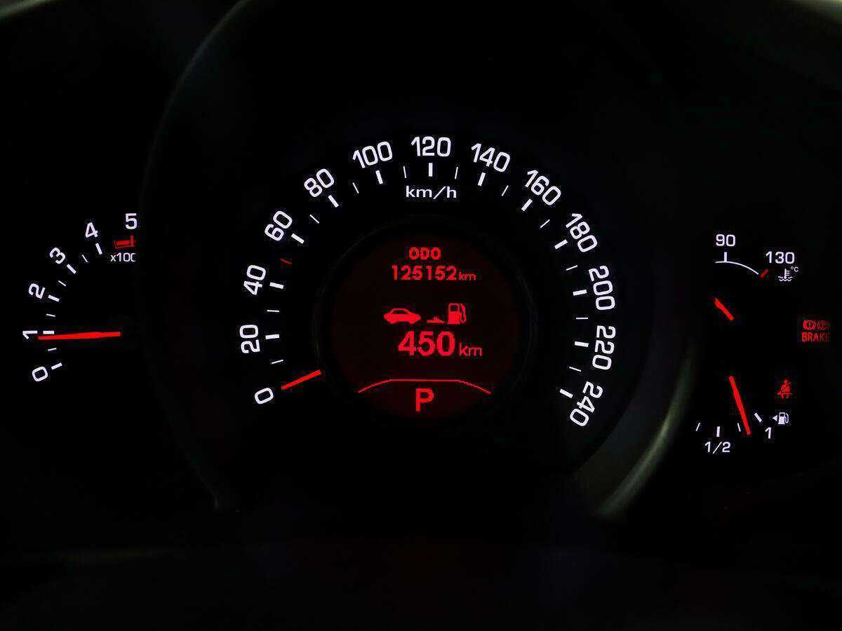 Kia Sportage с пробегом — 2012 год. Фото: #6