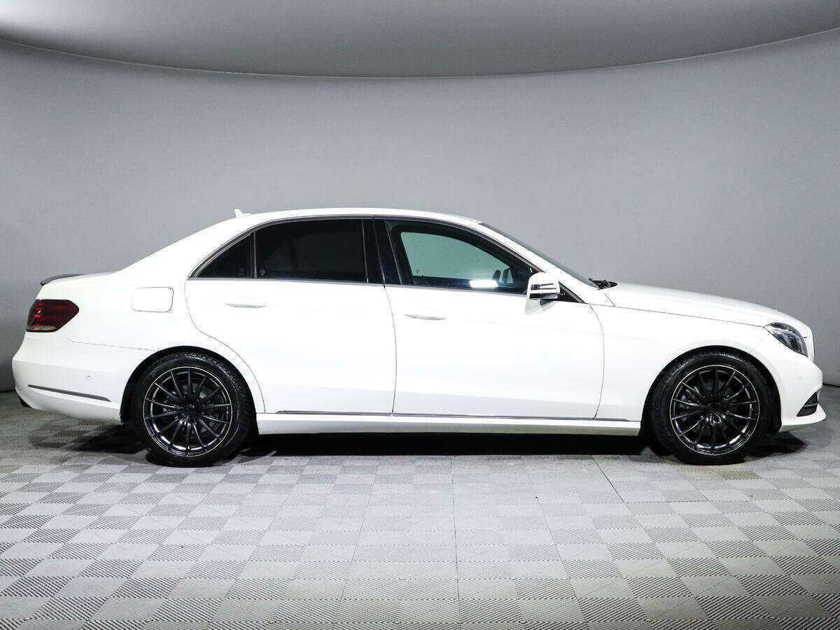 Mercedes-Benz E-Класс с пробегом — 2015 год. Фото: #3