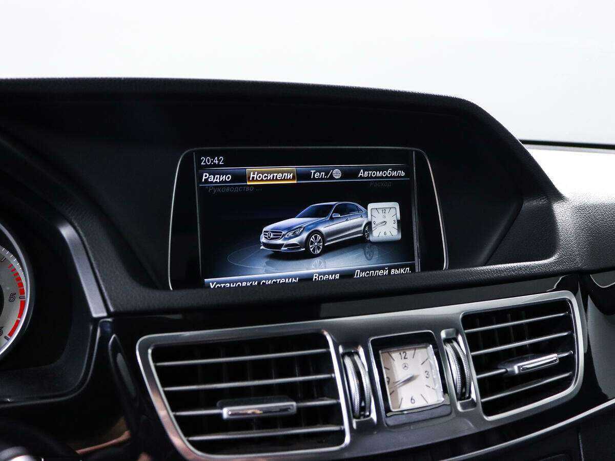 Mercedes-Benz E-Класс с пробегом — 2015 год. Фото: #13