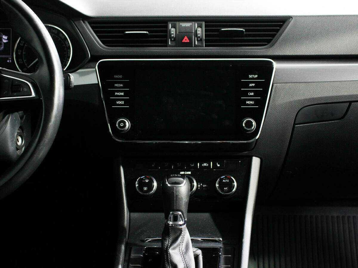 Skoda Superb с пробегом — 2017 год. Фото: #9
