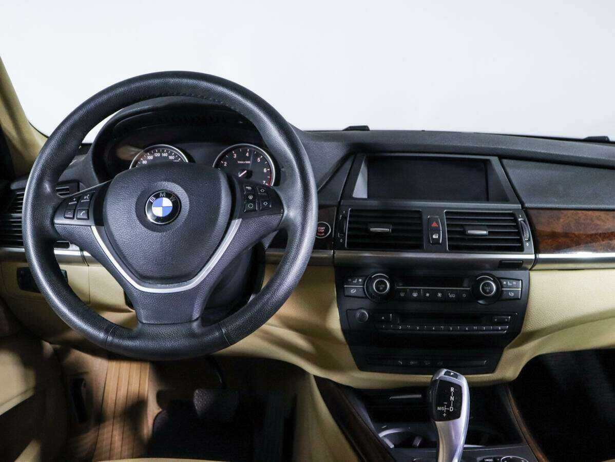 BMW X5 с пробегом — 2013 год. Фото: #11