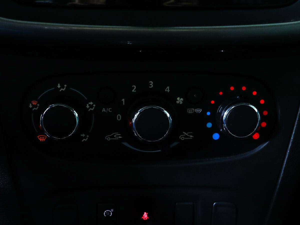 Renault Sandero с пробегом — 2020 год. Фото: #12