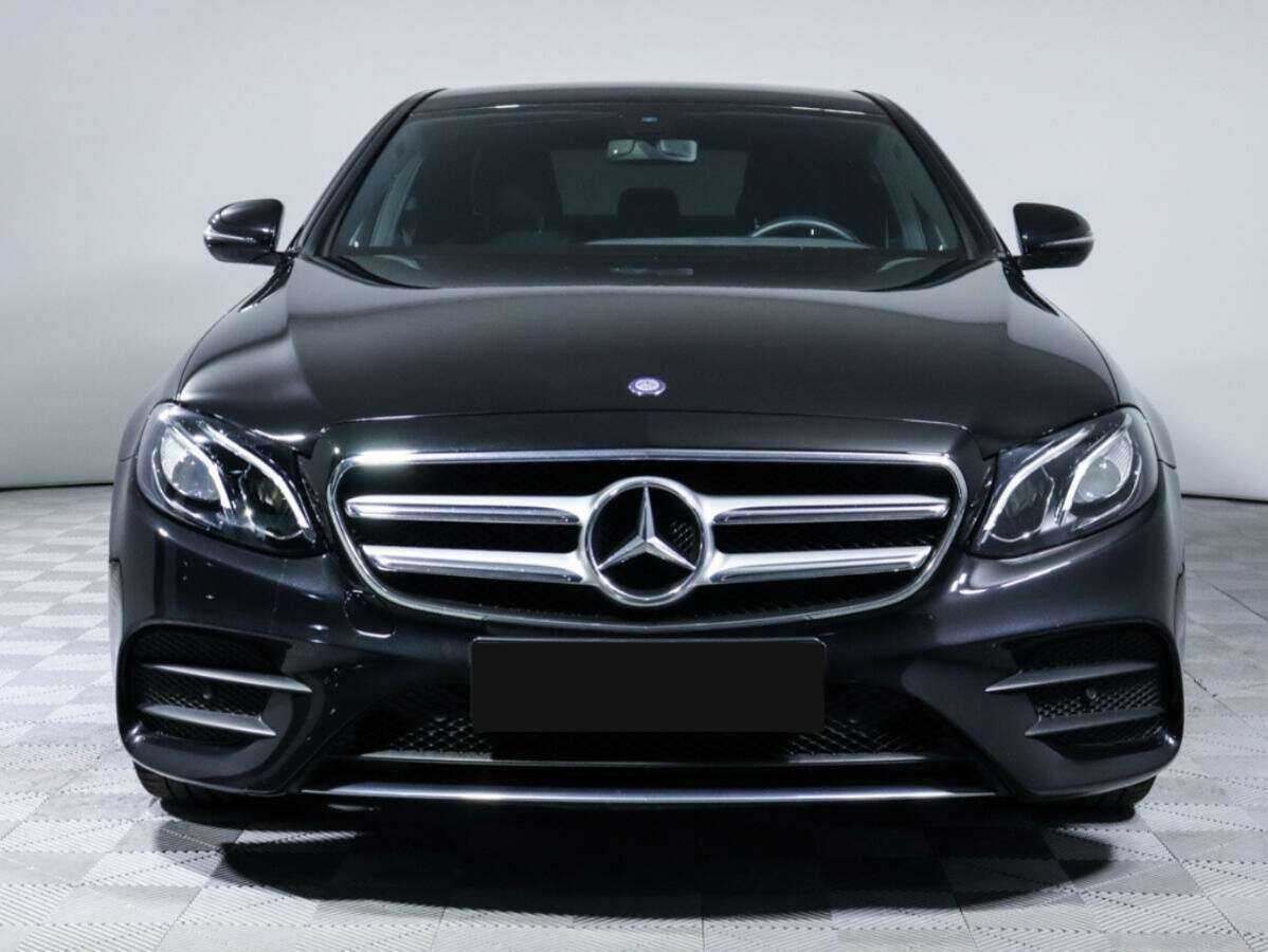 Mercedes-Benz E-Класс с пробегом — 2016 год. Фото: #1