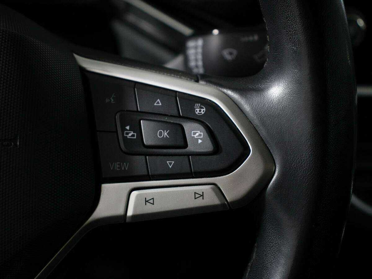 Volkswagen Polo с пробегом — 2021 год. Фото: #16