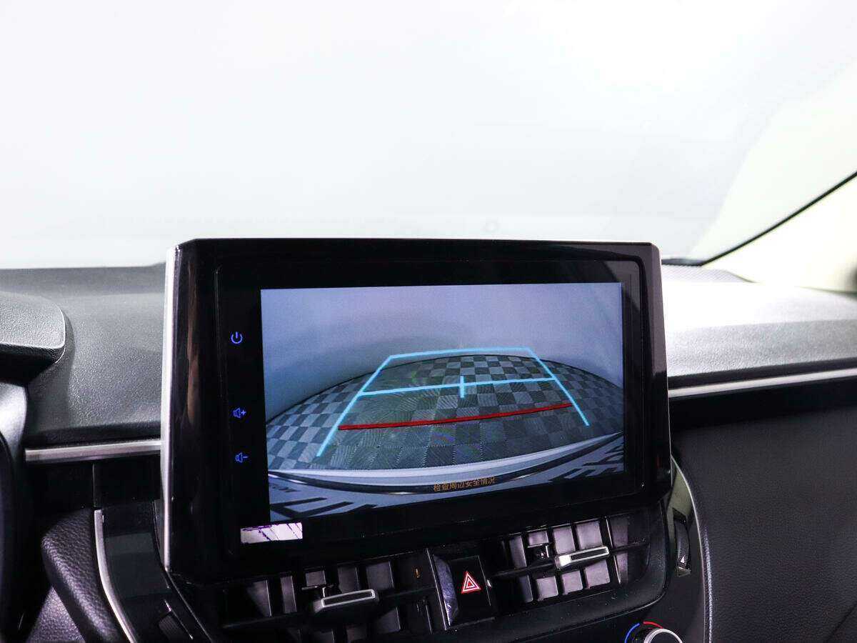 Toyota Corolla с пробегом — 2022 год. Фото: #14