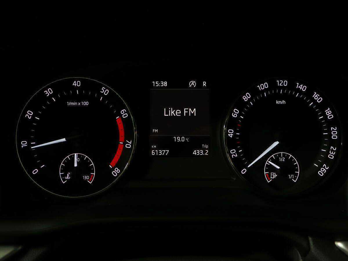 Skoda Octavia с пробегом — 2021 год. Фото: #9