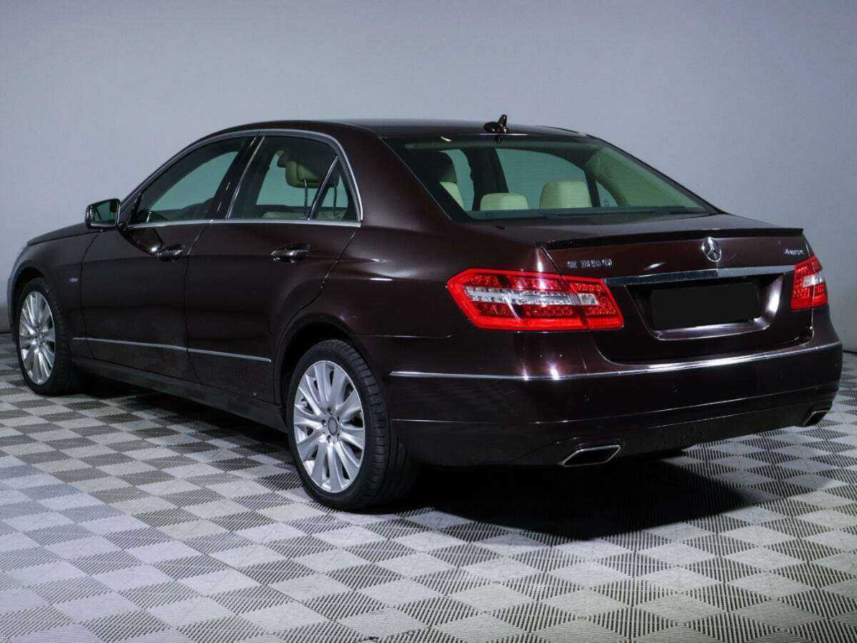 Mercedes-Benz E-Класс с пробегом — 2012 год. Фото: #5
