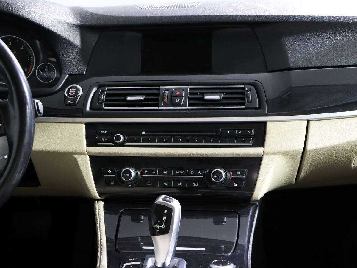 BMW 5 серии с пробегом — 2012 год. Фото: #9