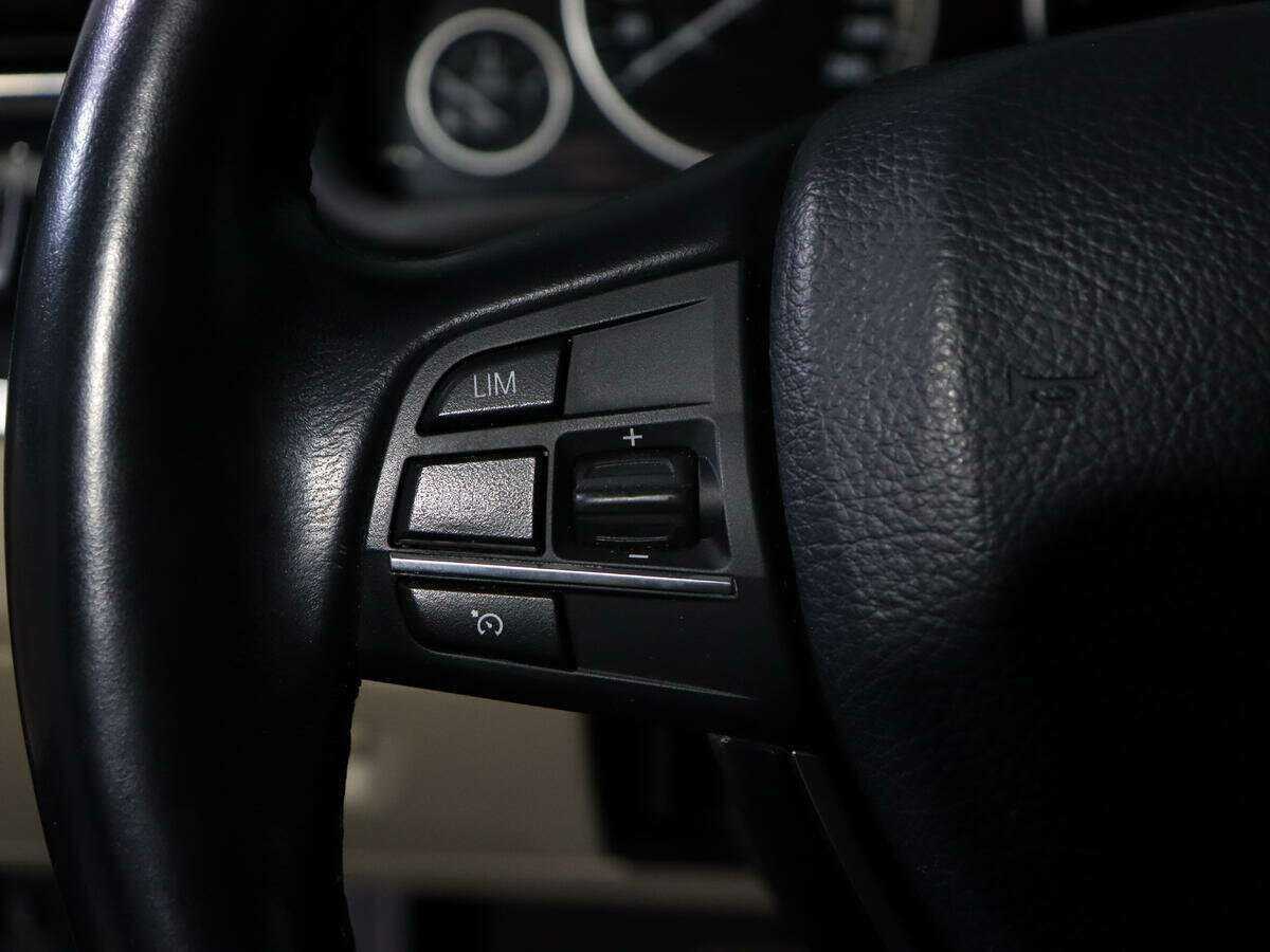 BMW 5 серии с пробегом — 2012 год. Фото: #15