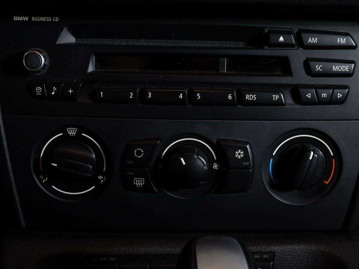 BMW X1 с пробегом — 2012 год. Фото: #14