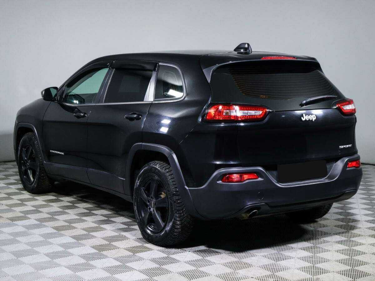 Jeep Cherokee с пробегом — 2014 год. Фото: #4
