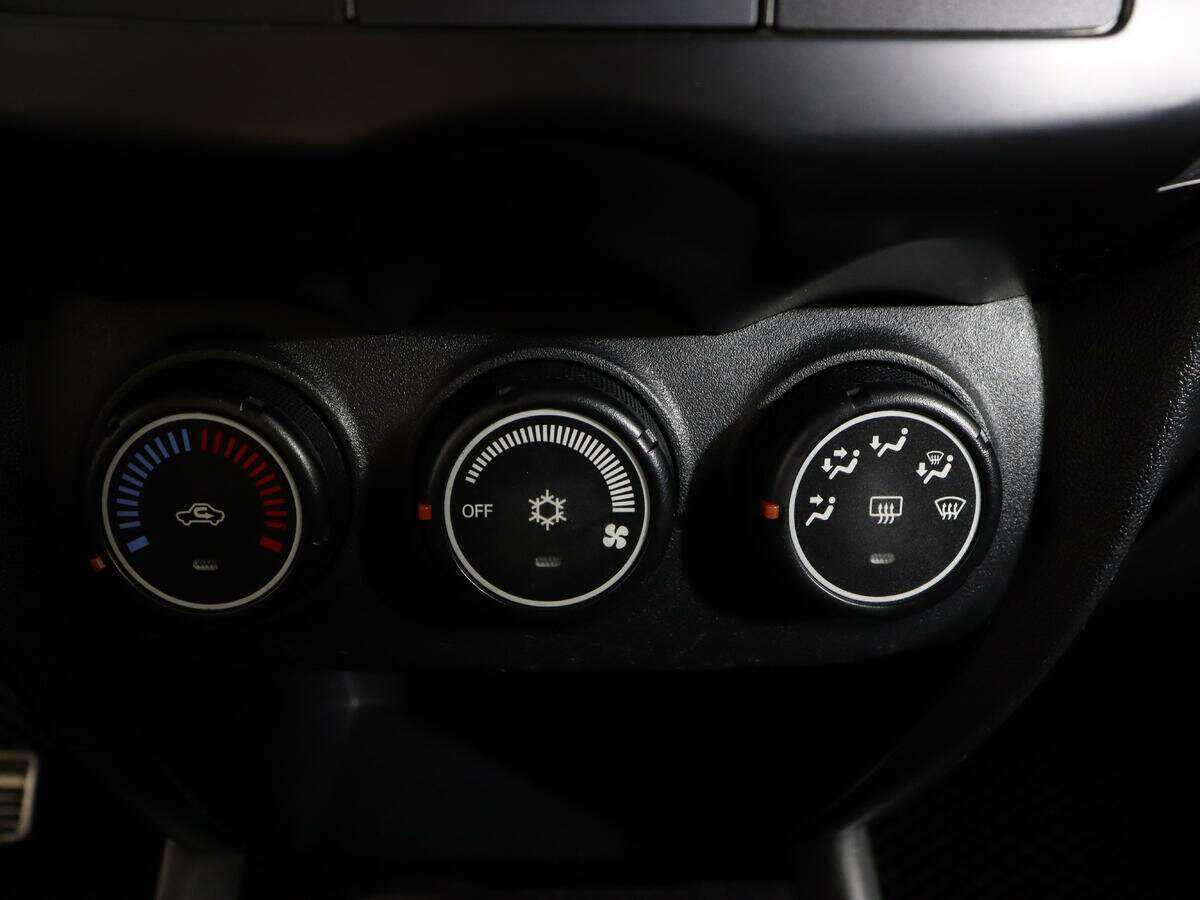 Mitsubishi ASX с пробегом — 2013 год. Фото: #19