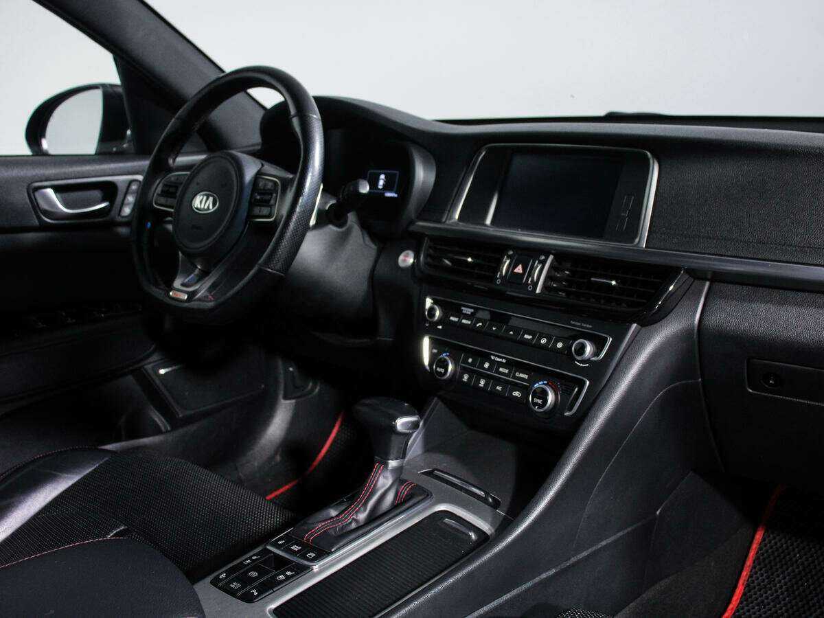 Kia Optima с пробегом — 2016 год. Фото: #4