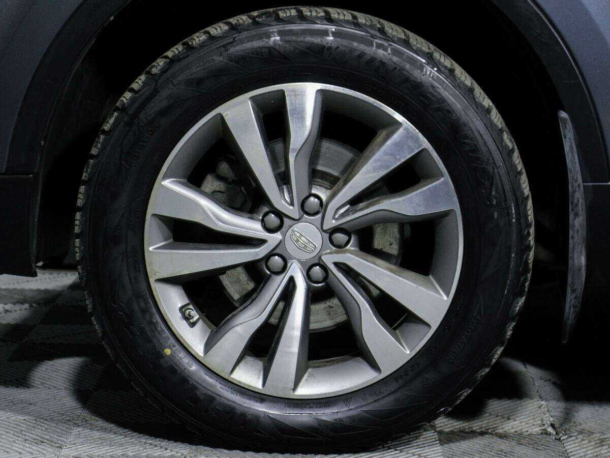 Geely Atlas с пробегом — 2018 год. Фото: #18