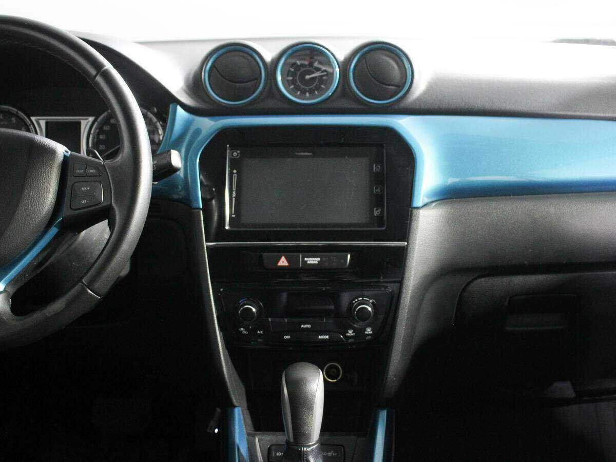 Suzuki Vitara с пробегом — 2016 год. Фото: #11
