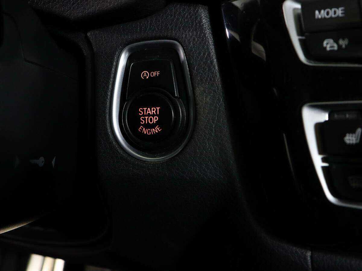 BMW 3 серии с пробегом — 2016 год. Фото: #19