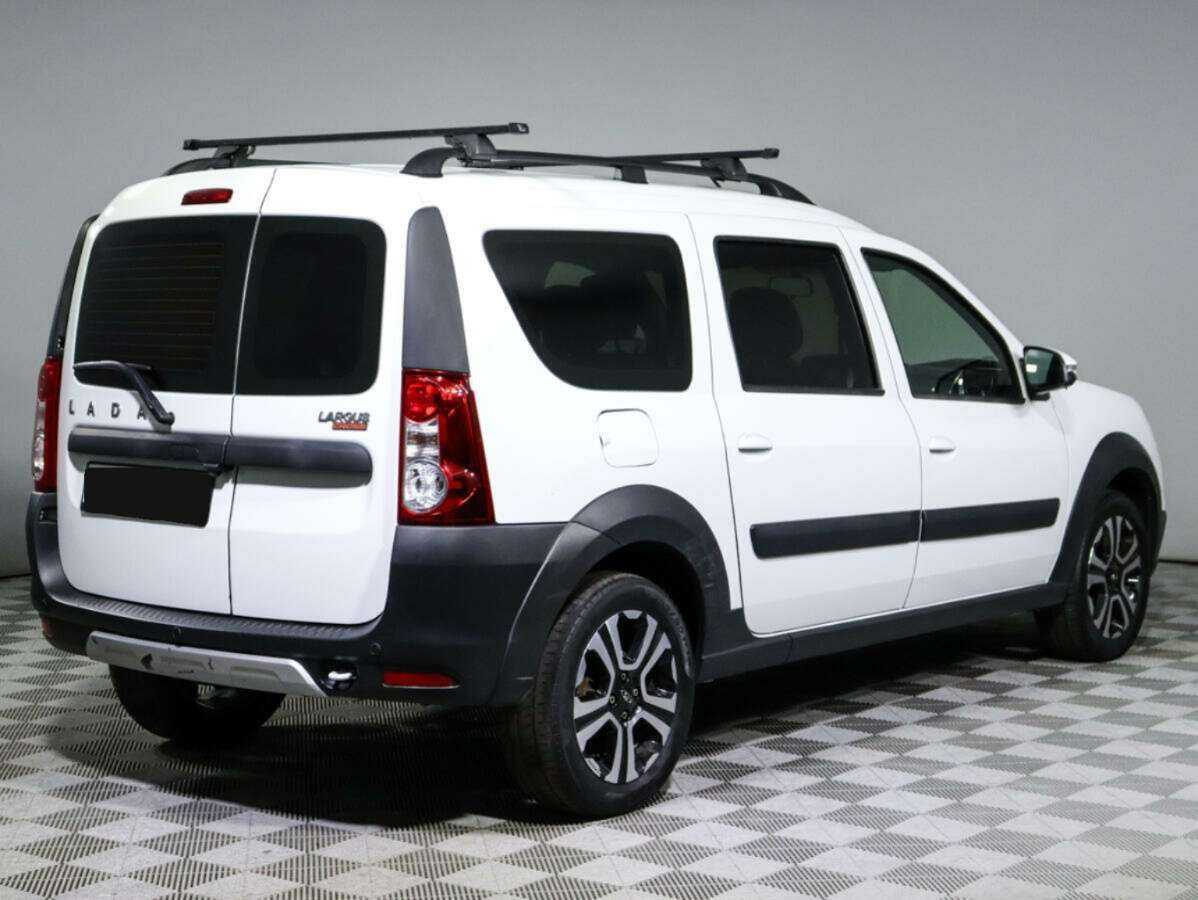 Lada (ВАЗ) Largus с пробегом — 2021 год. Фото: #3