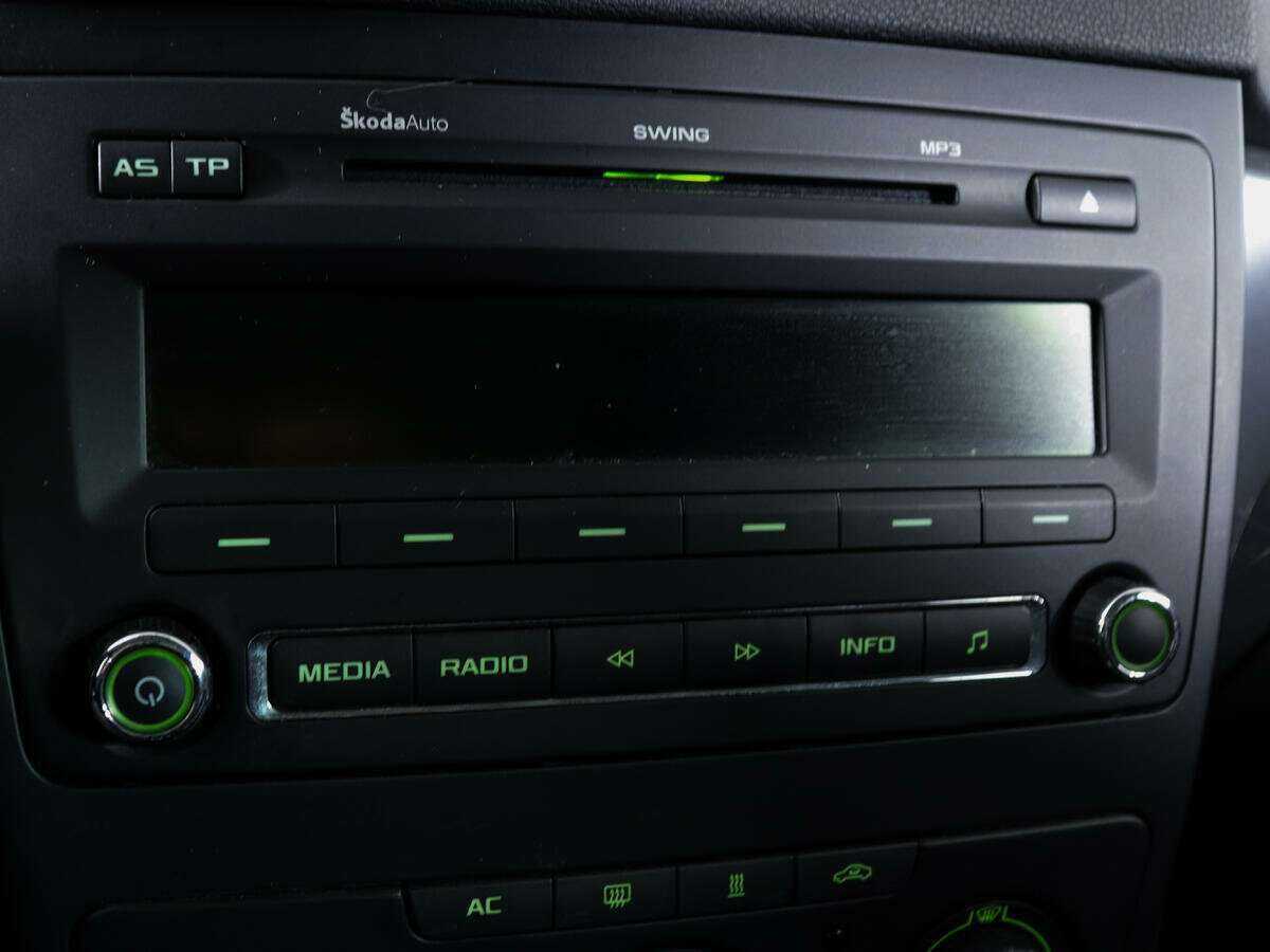 Skoda Yeti с пробегом — 2012 год. Фото: #14