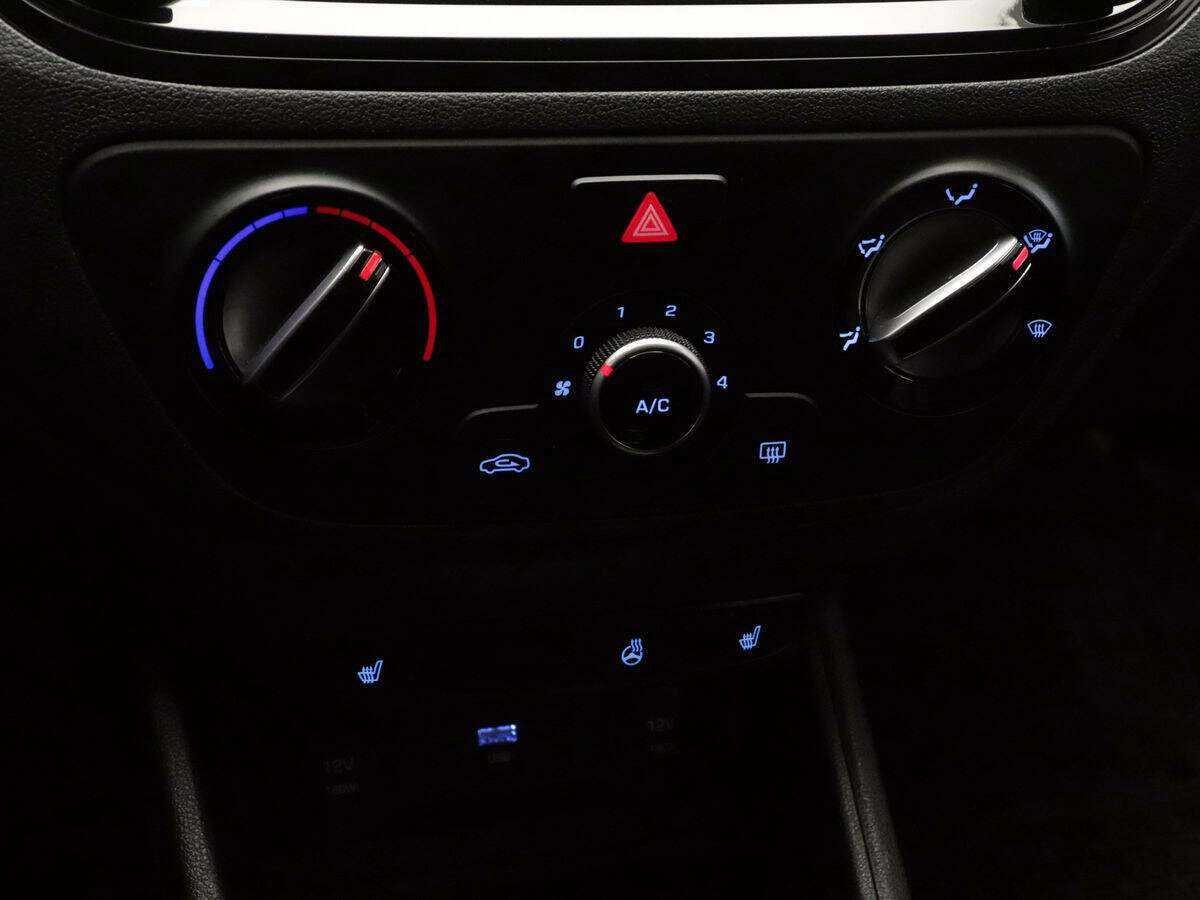 Hyundai Solaris с пробегом — 2021 год. Фото: #15