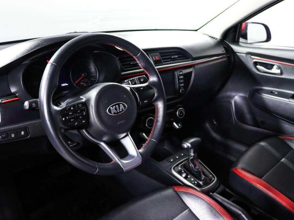 Kia Rio с пробегом — 2020 год. Фото: #11