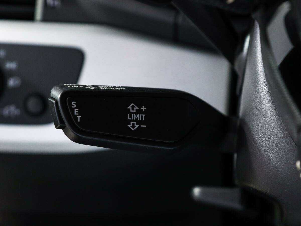 Audi A4 с пробегом — 2017 год. Фото: #17