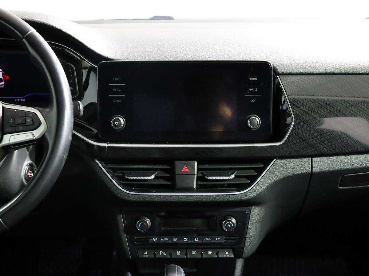 Volkswagen Polo с пробегом — 2020 год. Фото: #10