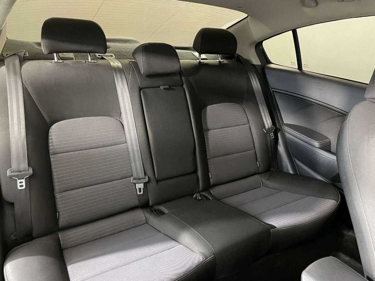 Kia Cerato с пробегом — 2017 год. Фото: #13