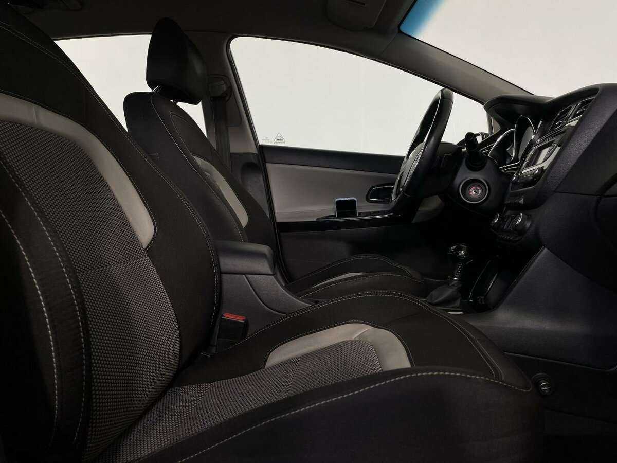 Kia Ceed с пробегом — 2013 год. Фото: #13