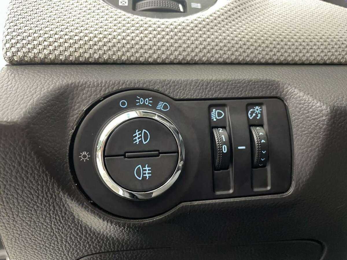 Chevrolet Cruze с пробегом — 2012 год. Фото: #7