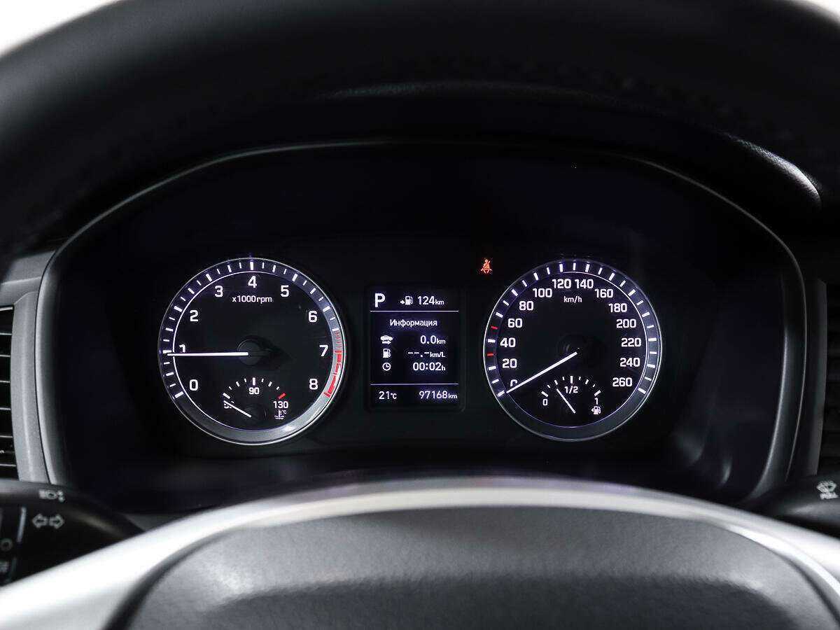 Hyundai Sonata с пробегом — 2018 год. Фото: #10