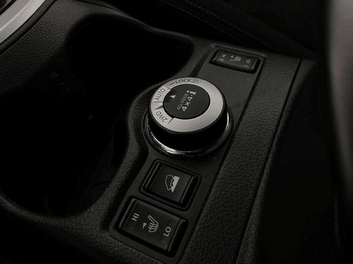 Nissan X-Trail с пробегом — 2015 год. Фото: #11