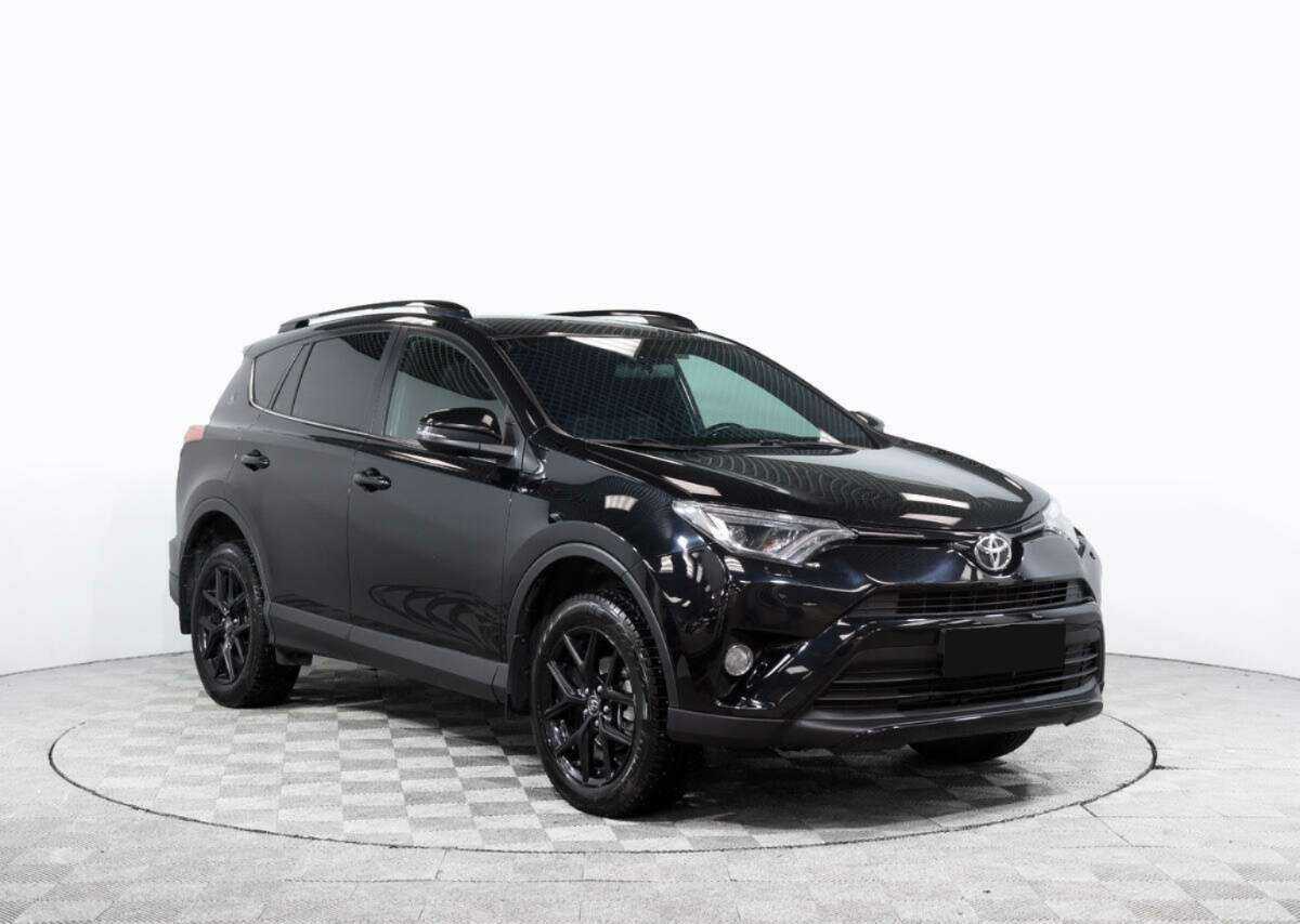 Toyota RAV4 с пробегом — 2019 год. Фото: #1