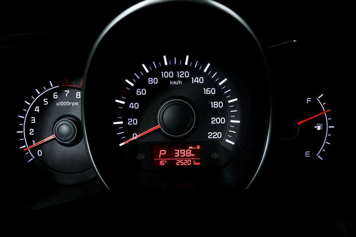 Kia Rio с пробегом — 2016 год. Фото: #9