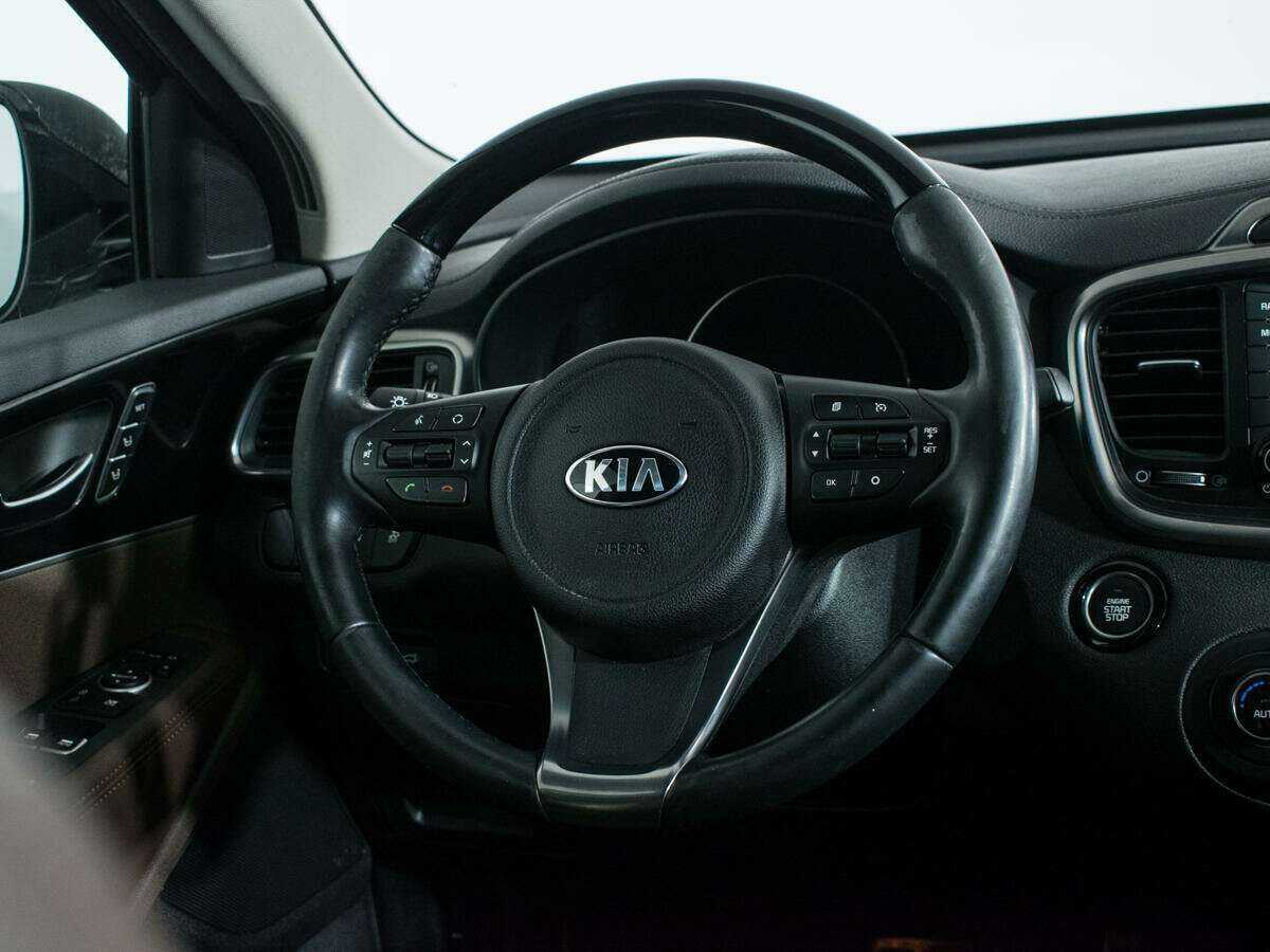 Kia Sorento с пробегом — 2016 год. Фото: #13
