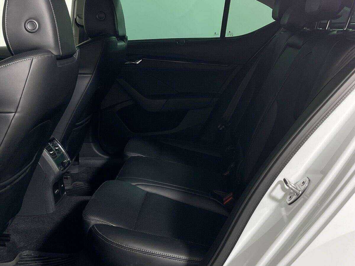 Skoda Octavia с пробегом — 2021 год. Фото: #7